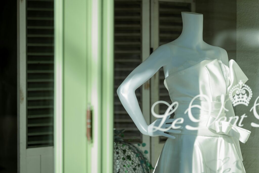 Zeitlose Eleganz – wie Qynol Trends überdauert und Stil neu definiert
