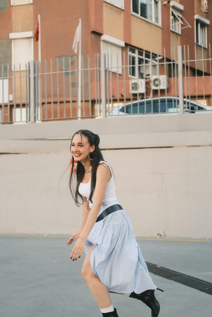 From the Street to the Studio – How Street Style Influences Modern Jewelry